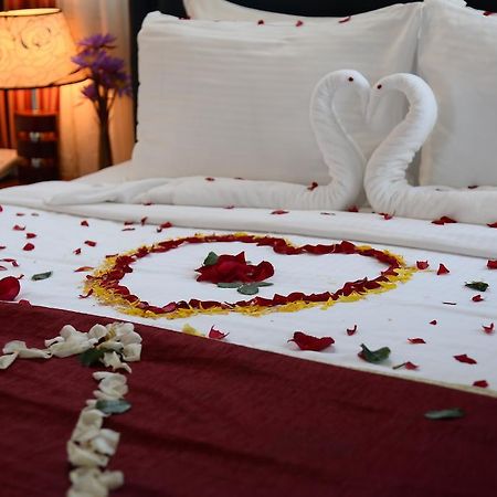 Lazaani Hotel Коломбо Екстер'єр фото
