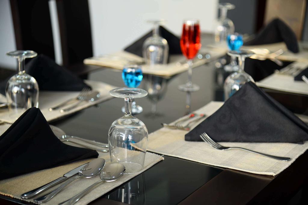 Lazaani Hotel Коломбо Екстер'єр фото