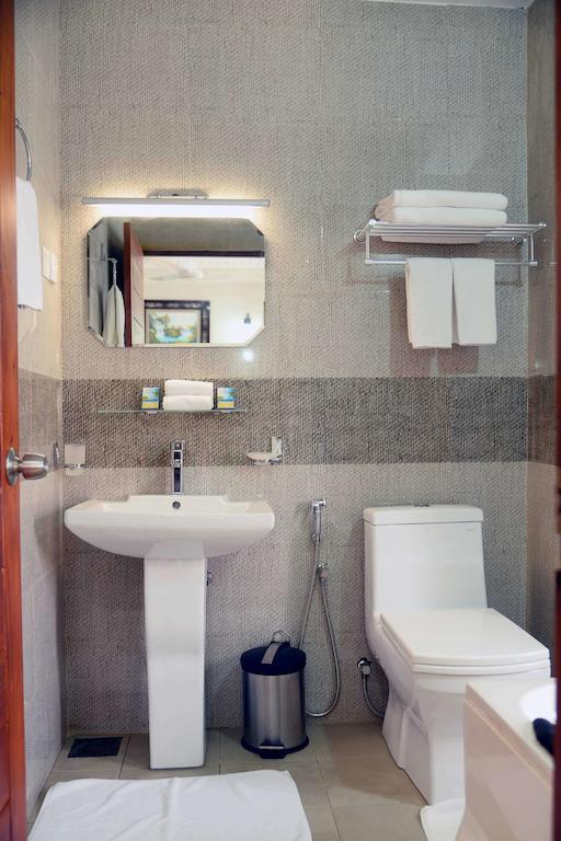 Lazaani Hotel Коломбо Екстер'єр фото