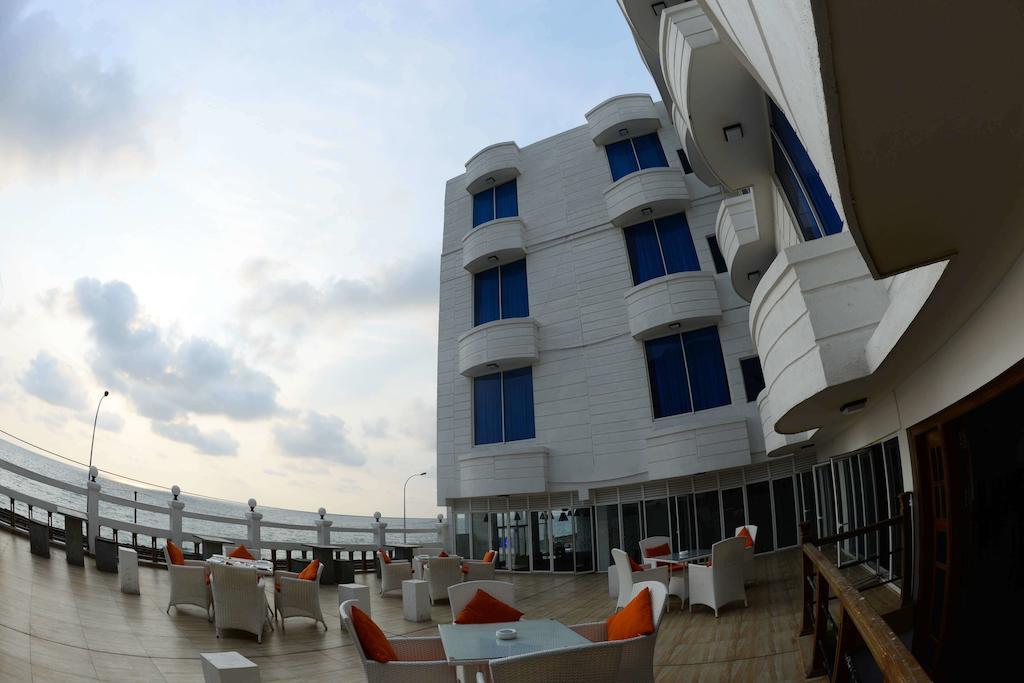 Lazaani Hotel Коломбо Екстер'єр фото