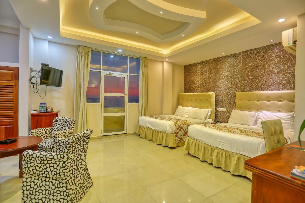 Lazaani Hotel Коломбо Екстер'єр фото