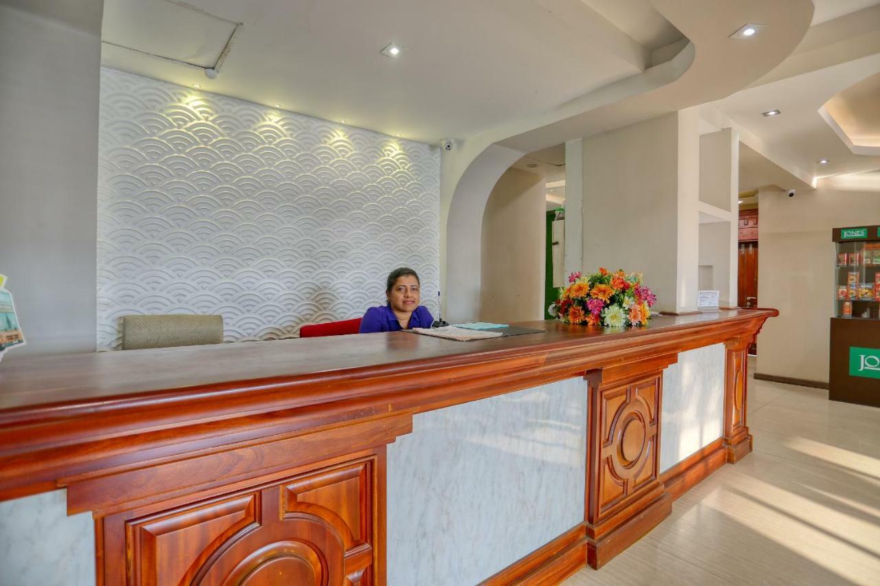 Lazaani Hotel Коломбо Екстер'єр фото